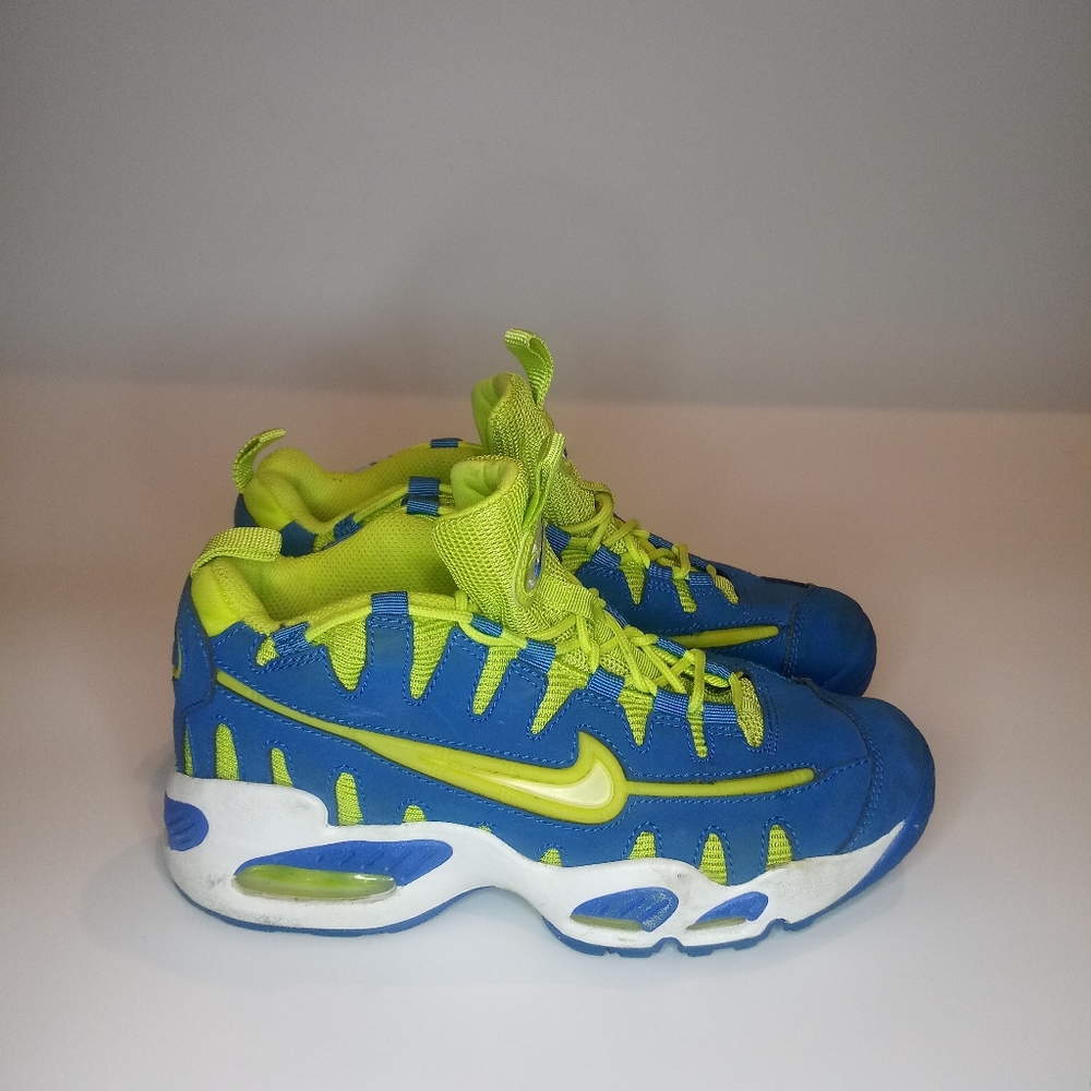 Nike air max nomo size 4y - Picture 3 of 6